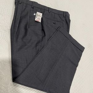 Nautica Gray  Pants $15 Sz 38x30 Excellent
